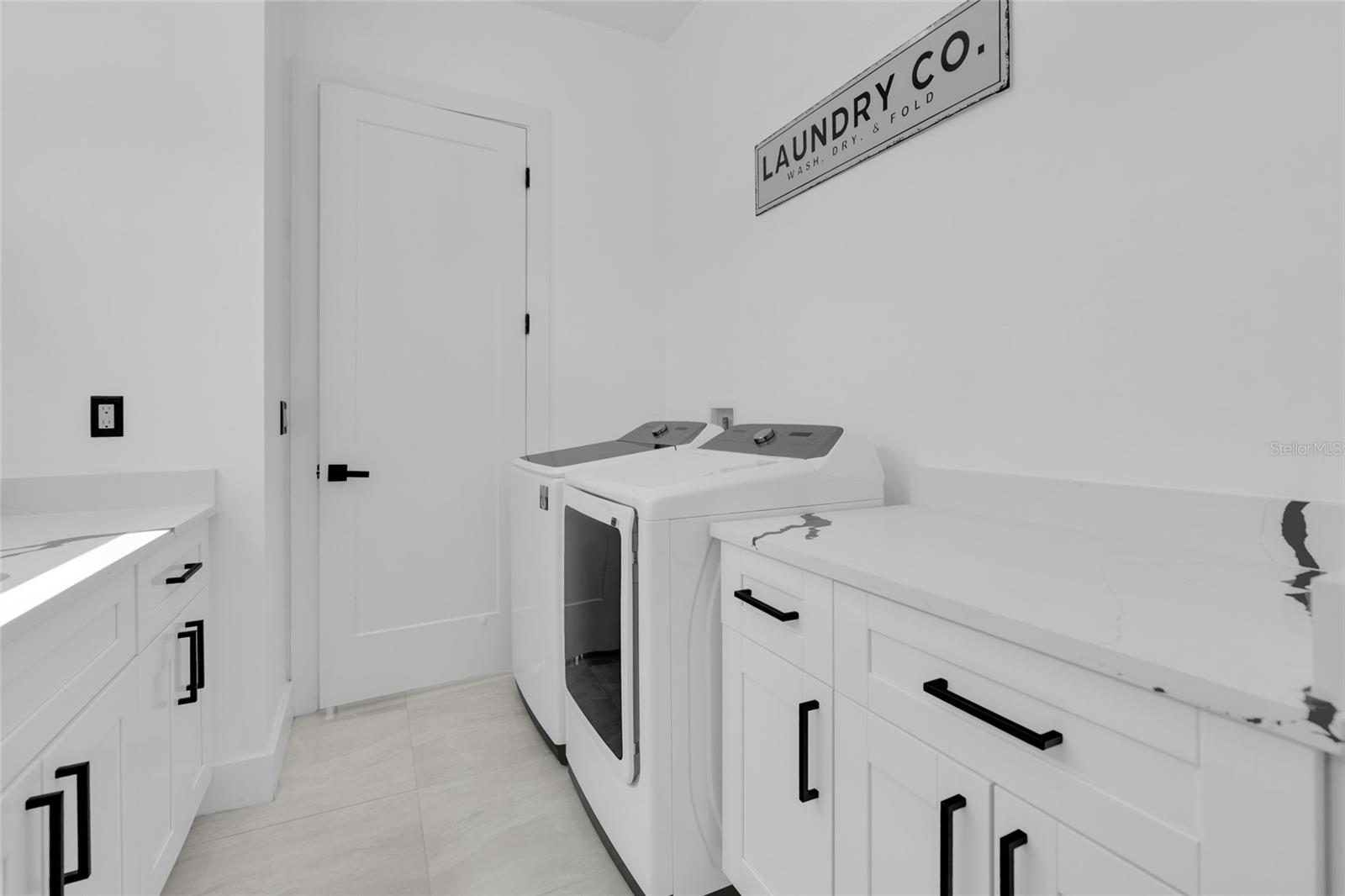 Image 26 of 34 For 3510 9th Court W