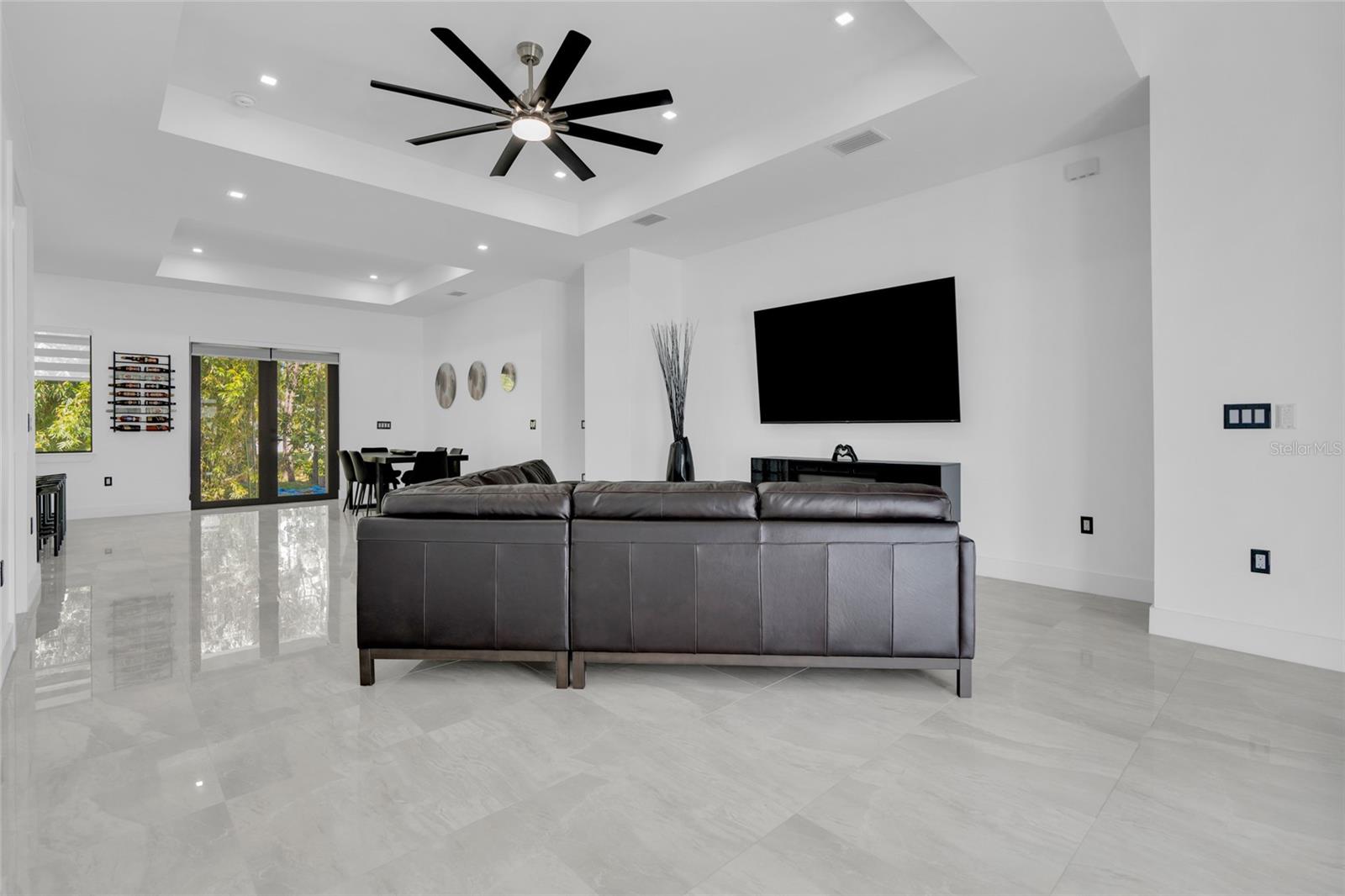 Image 7 of 34 For 3510 9th Court W