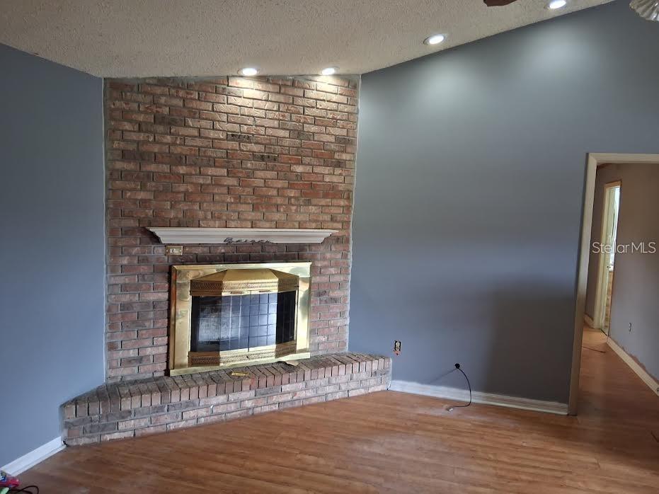 Image 2 of 6 For 1495 Chatsworth Avenue