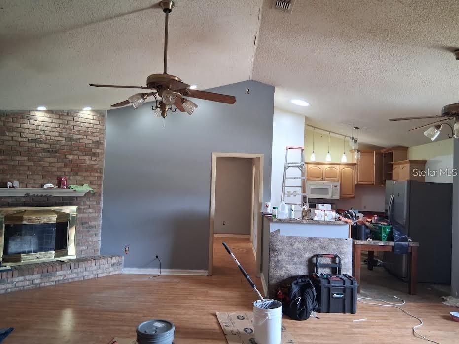 Image 5 of 6 For 1495 Chatsworth Avenue