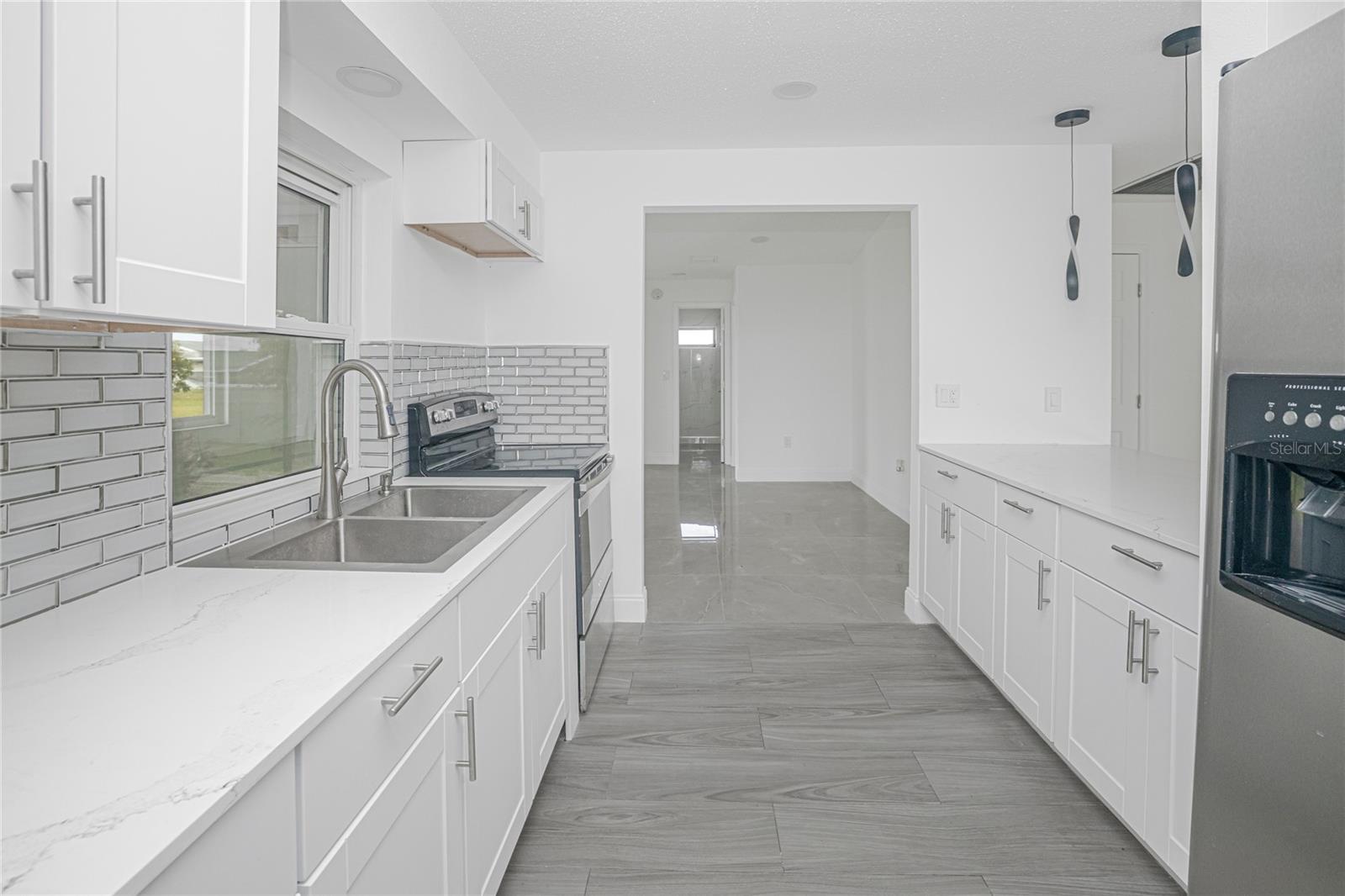 Image 2 of 43 For 22457 Oceanside Avenue