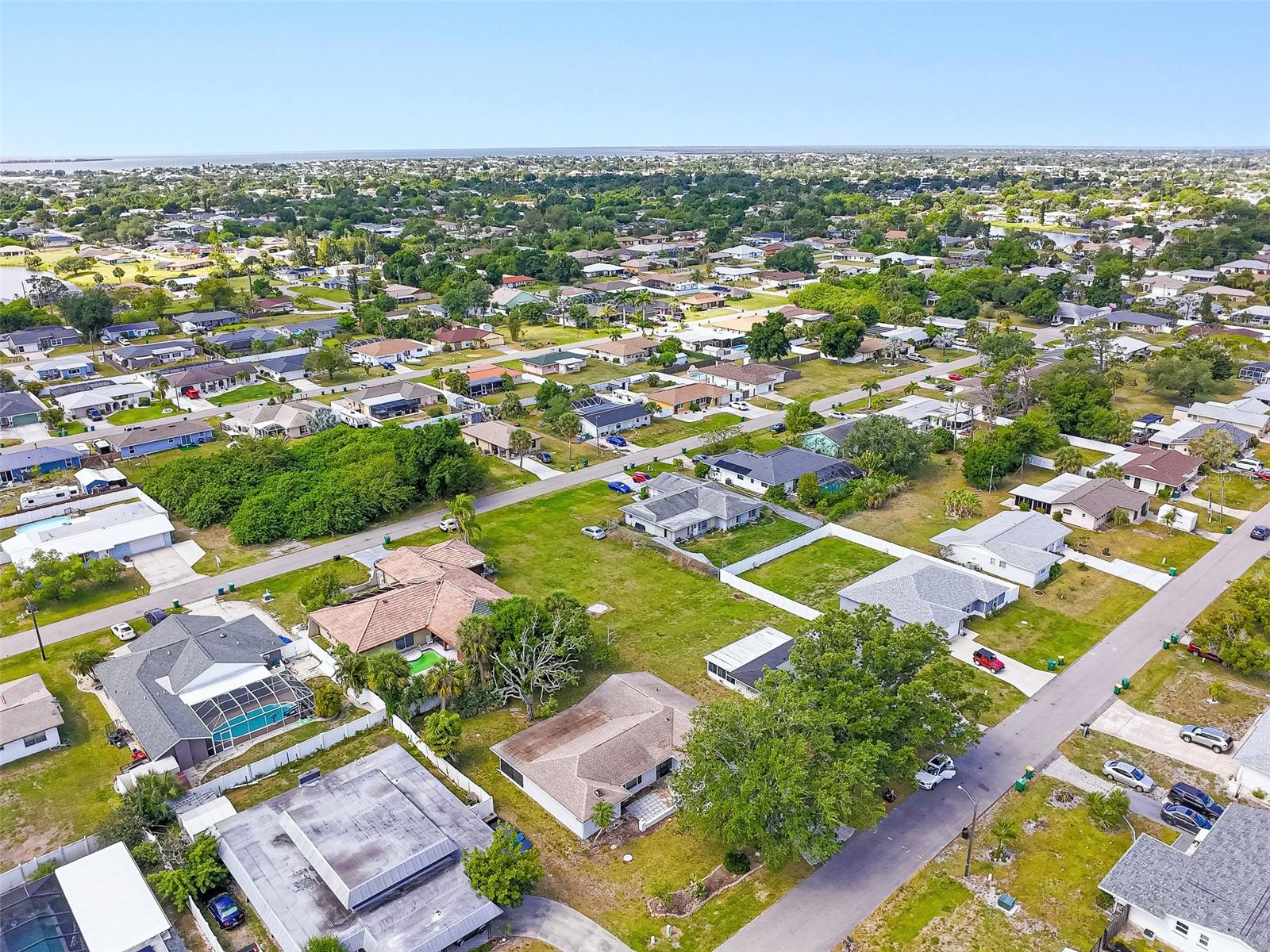 Image 37 of 43 For 22457 Oceanside Avenue