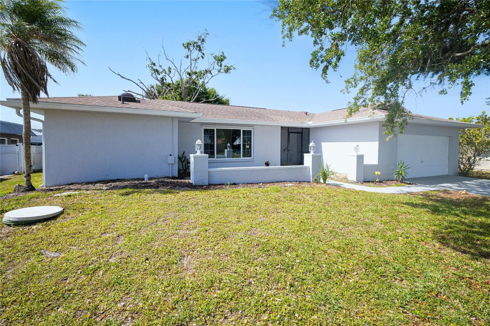 Image 40 of 43 For 22457 Oceanside Avenue
