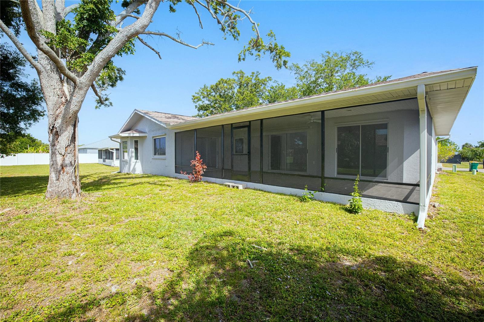 Image 41 of 43 For 22457 Oceanside Avenue