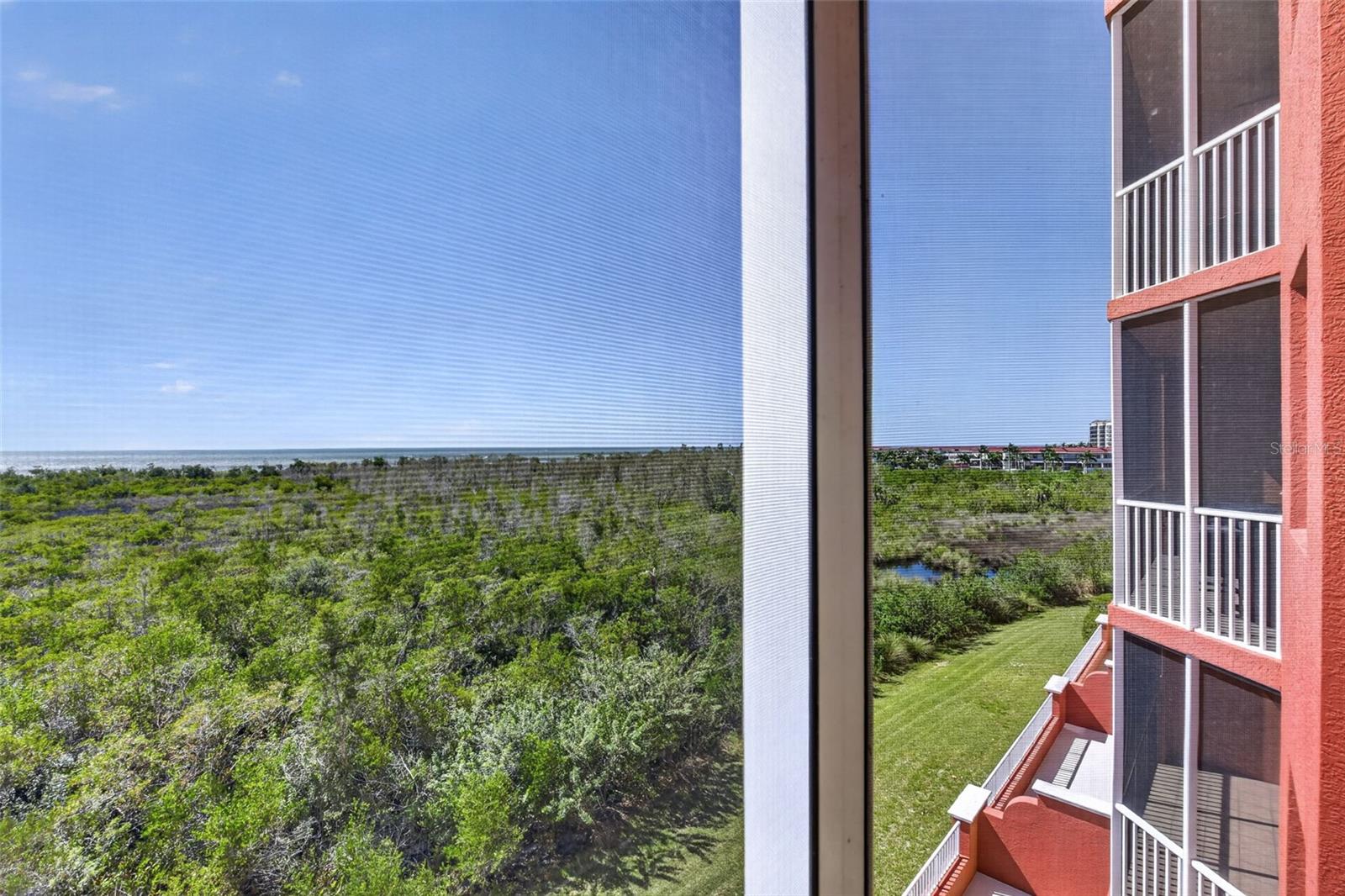 Image 22 of 31 For 3191 Matecumbe Key Road 304