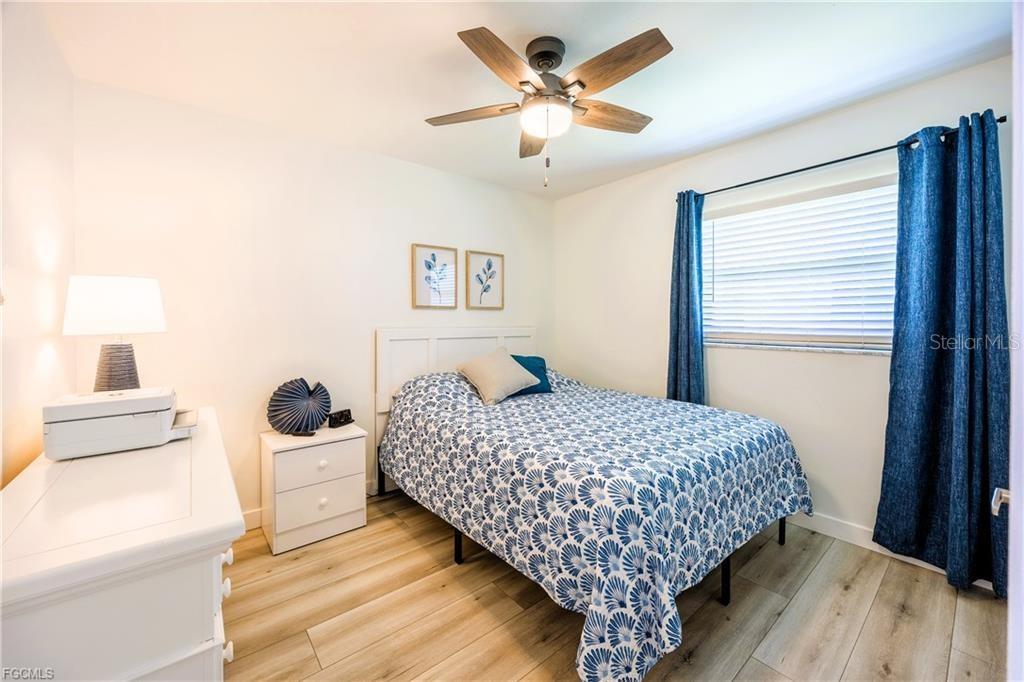 Image 15 of 43 For 420 37th Street