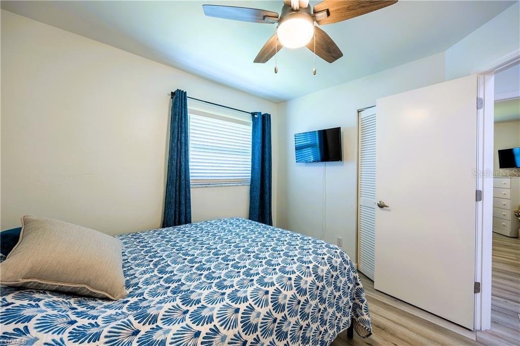 Image 16 of 43 For 420 37th Street