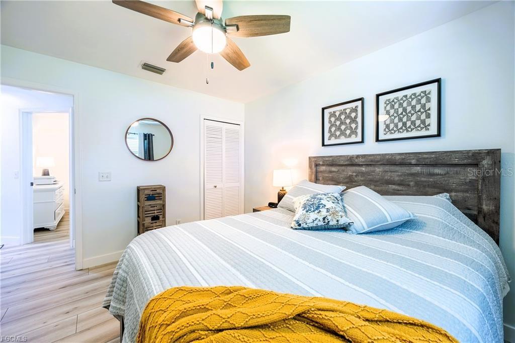 Image 18 of 43 For 420 37th Street