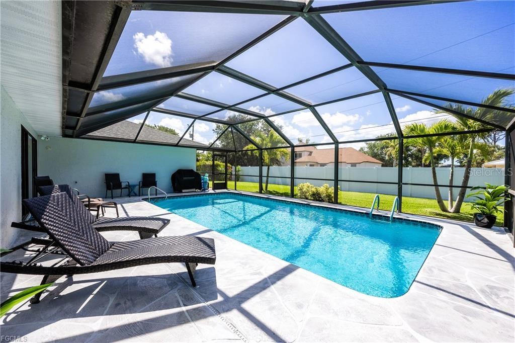 Image 32 of 43 For 420 37th Street