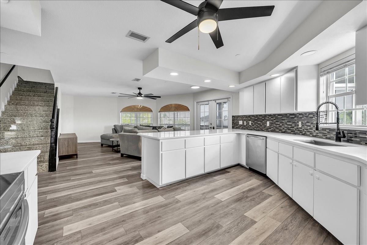 Image 11 of 42 For 24262 Captain Kidd Boulevard