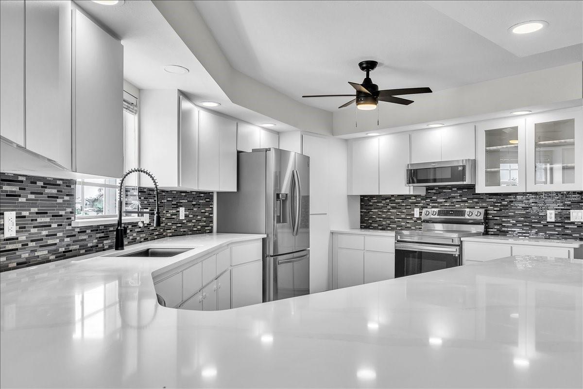 Image 12 of 42 For 24262 Captain Kidd Boulevard