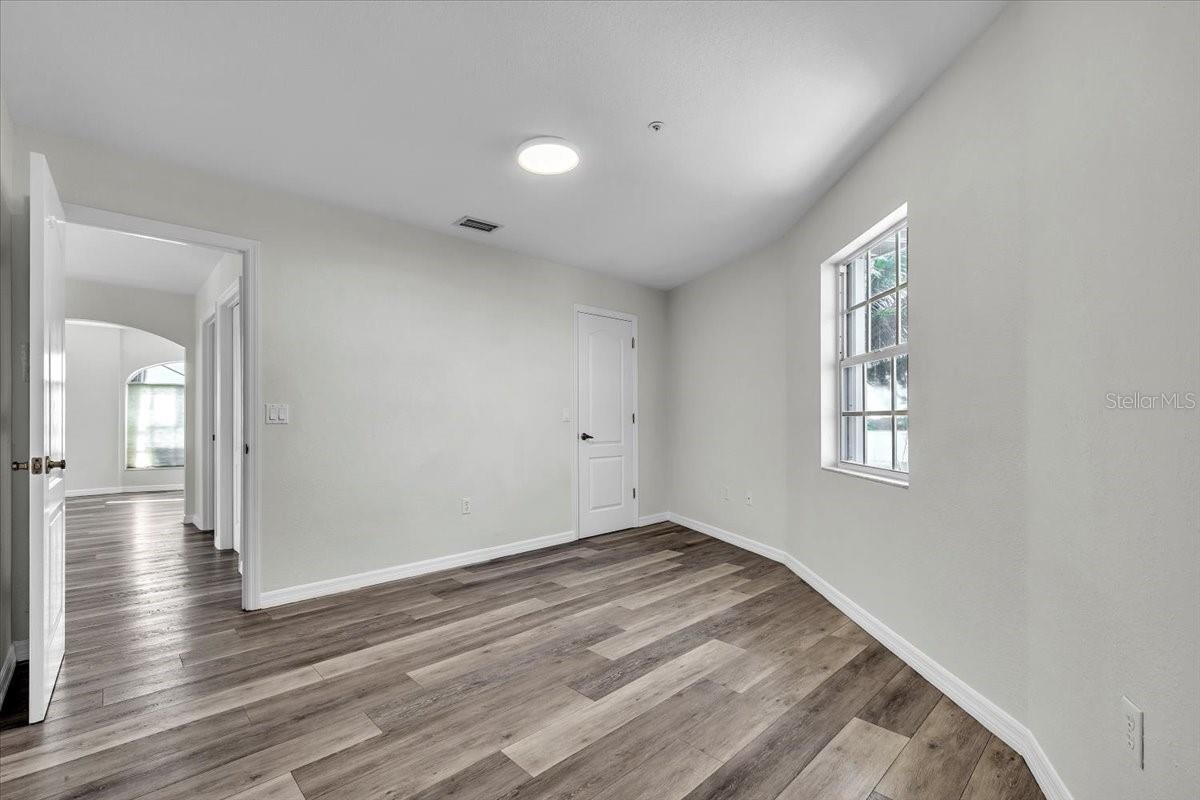 Image 15 of 42 For 24262 Captain Kidd Boulevard