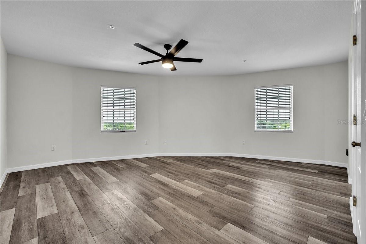 Image 23 of 42 For 24262 Captain Kidd Boulevard