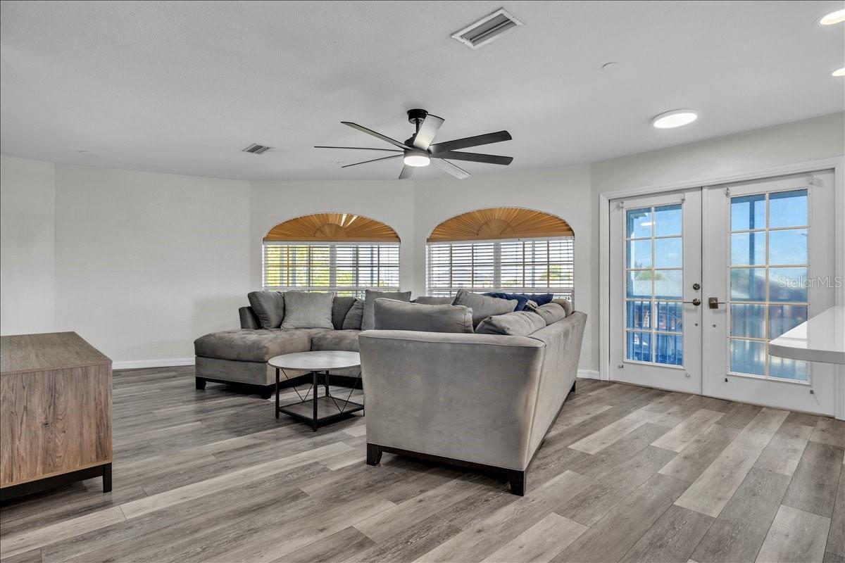 Image 7 of 42 For 24262 Captain Kidd Boulevard