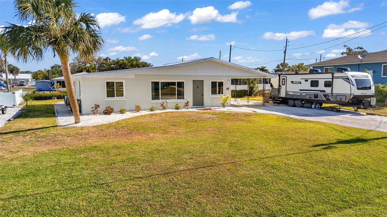 Image 4 of 59 For 1495 Maryknoll Road