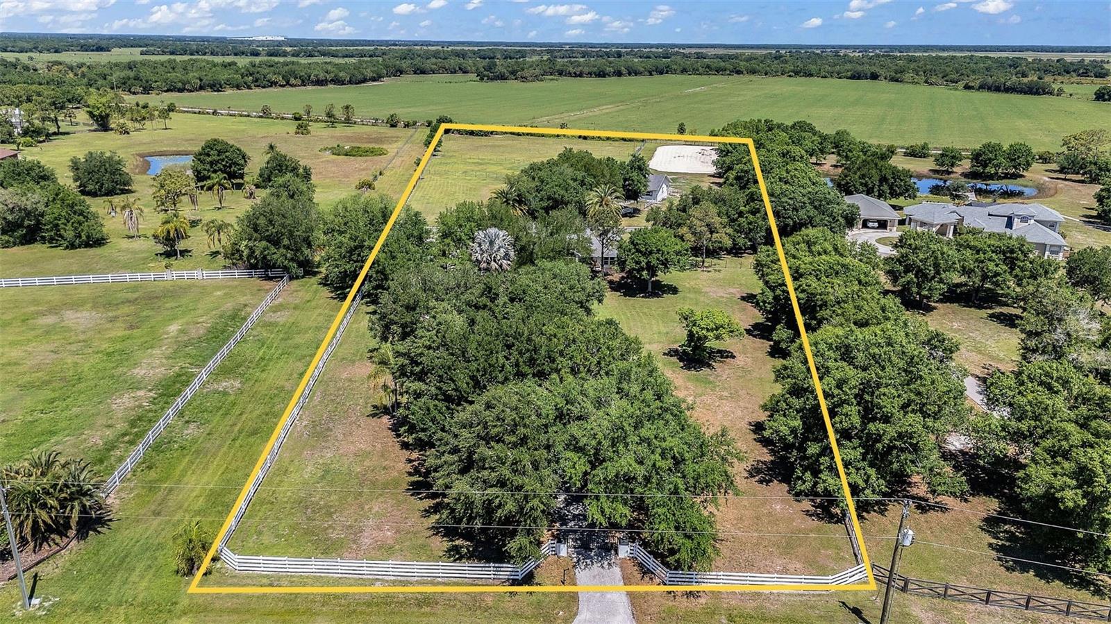 Image 2 of 86 For 5222 Blackjack Circle