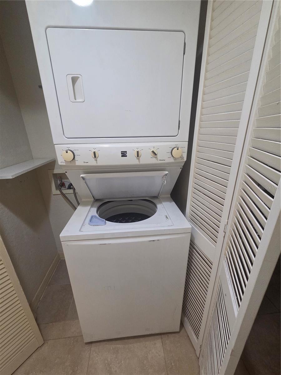 Image 13 of 17 For 8312 Bernwood Cove Loop 1007