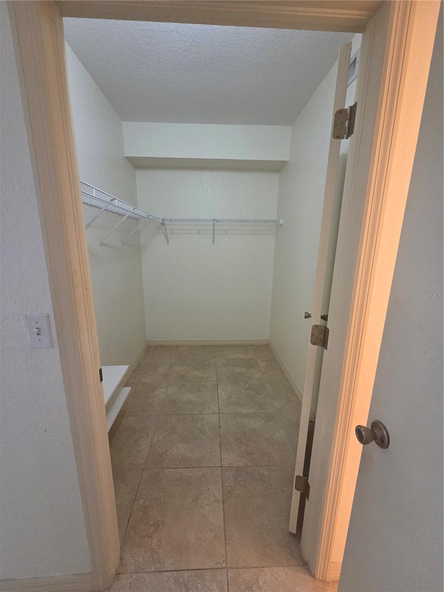 Image 7 of 17 For 8312 Bernwood Cove Loop 1007