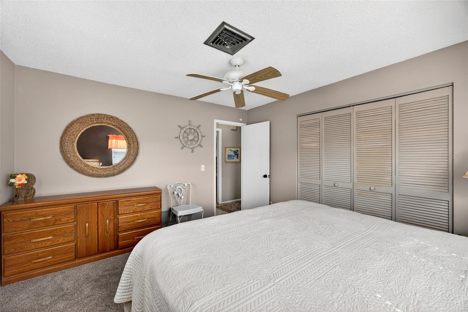 Image 17 of 27 For 1255 Lincoln Drive