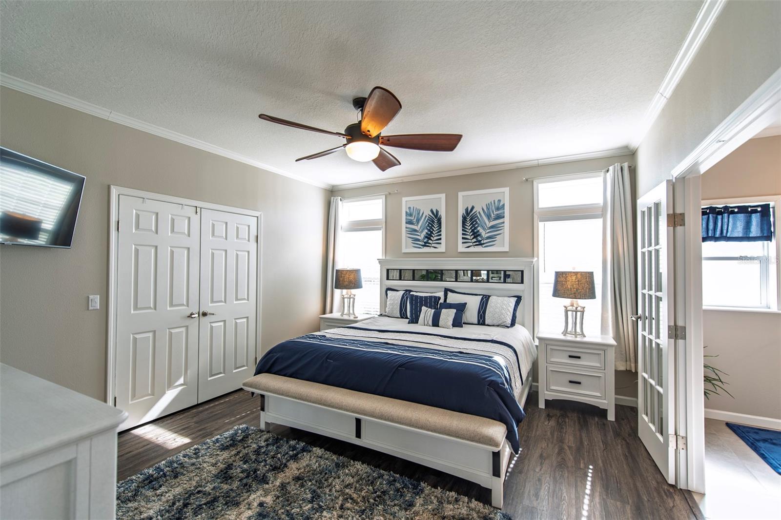 Image 11 of 34 For 9 Freeman Avenue