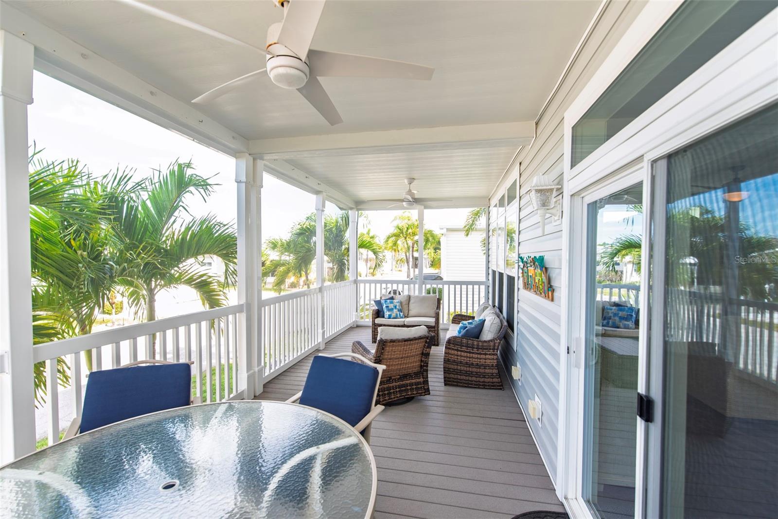 Image 9 of 34 For 9 Freeman Avenue