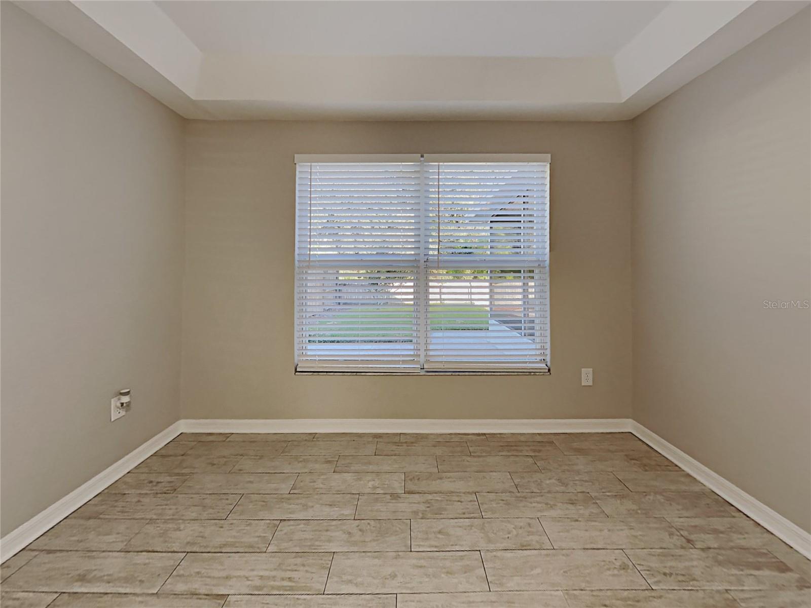 Image 10 of 25 For 2473 Sagemont Drive