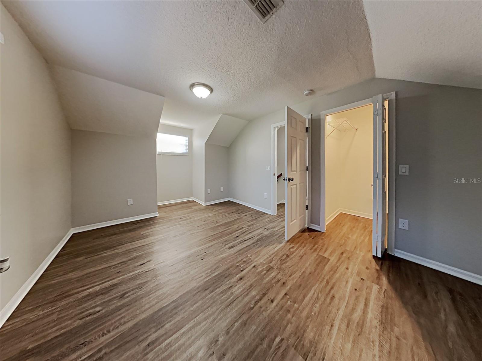 Image 16 of 25 For 2473 Sagemont Drive