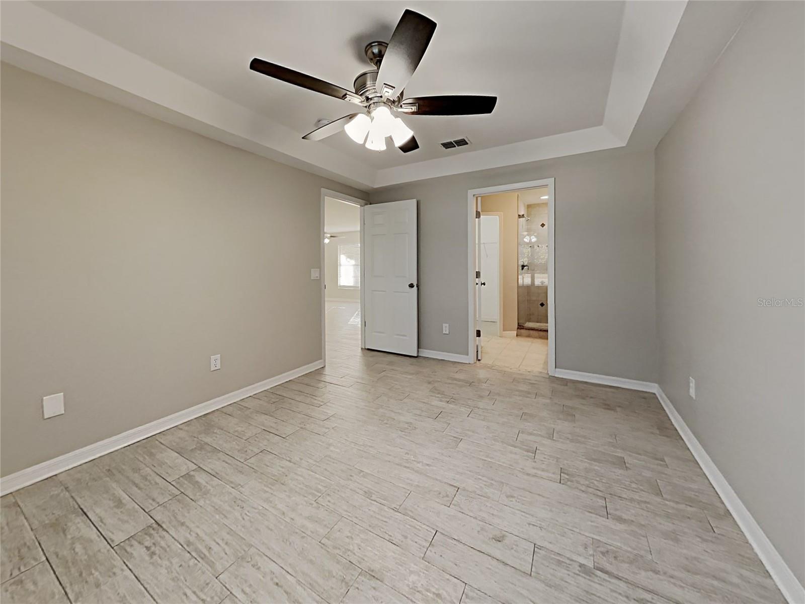 Image 9 of 25 For 2473 Sagemont Drive