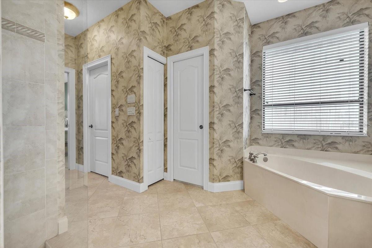 Image 17 of 35 For 3115 Chapman Boulevard