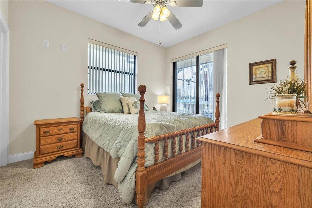 Image 21 of 35 For 3115 Chapman Boulevard