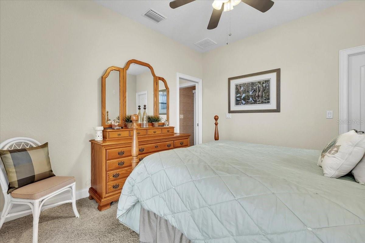 Image 22 of 35 For 3115 Chapman Boulevard