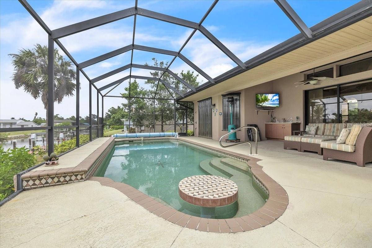 Image 24 of 35 For 3115 Chapman Boulevard