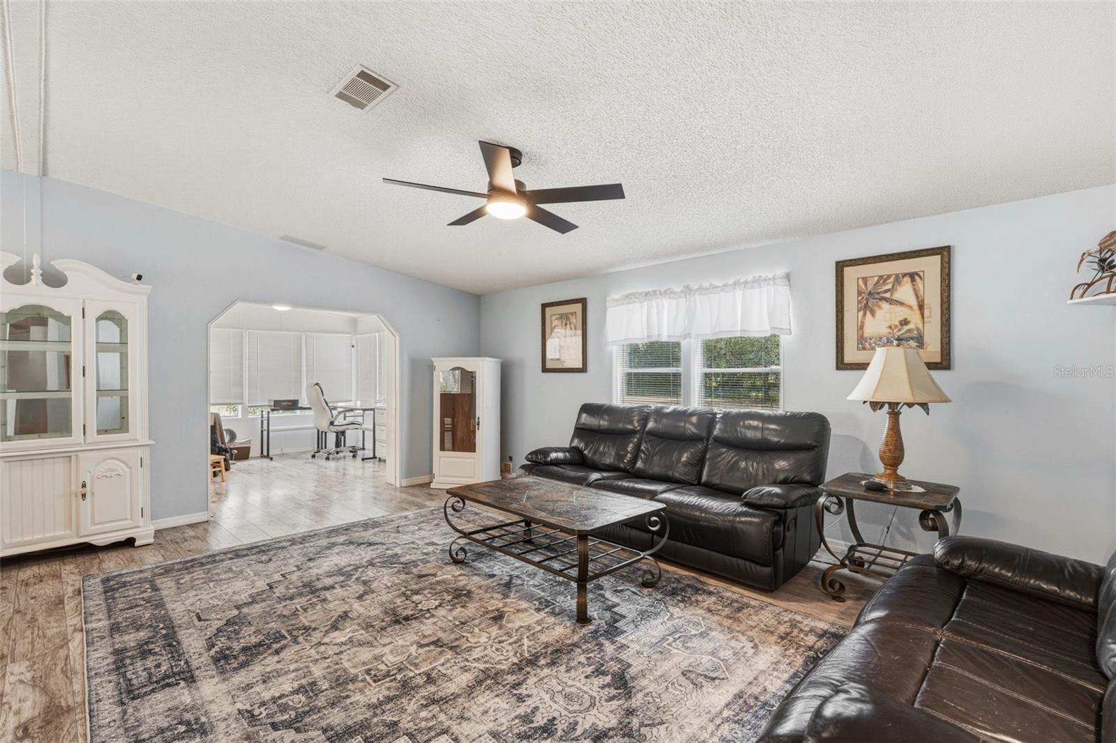 Image 10 of 25 For 4981 Hickory Street