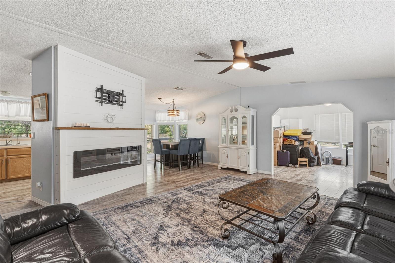 Image 11 of 25 For 4981 Hickory Street