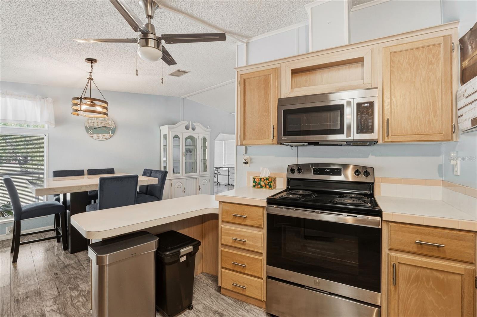 Image 13 of 25 For 4981 Hickory Street