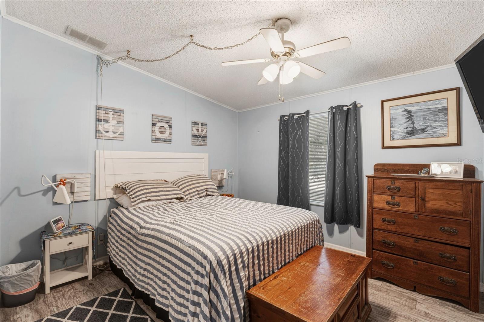 Image 18 of 25 For 4981 Hickory Street
