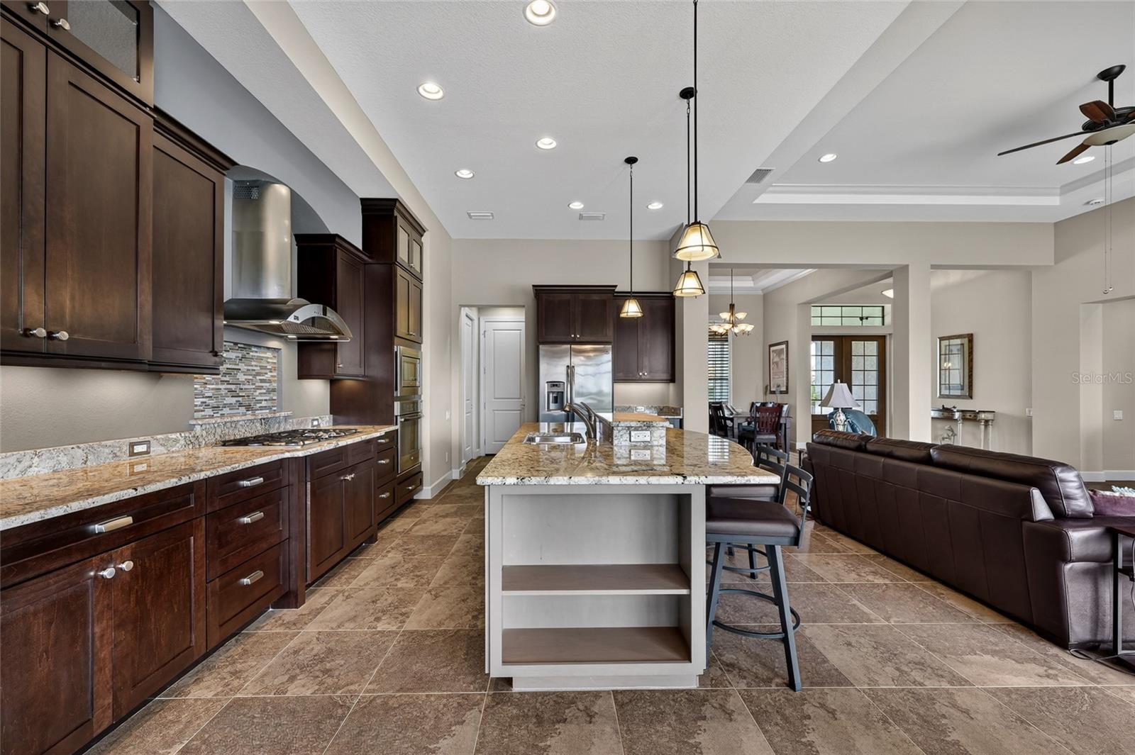 Image 14 of 55 For 954 Santa Brigida Court