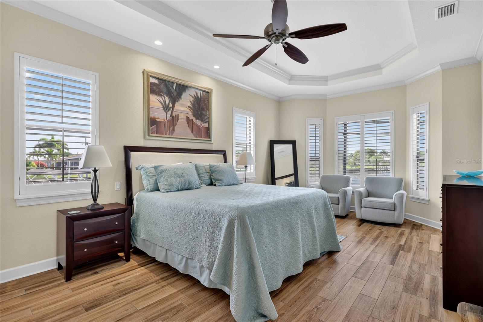 Image 19 of 55 For 954 Santa Brigida Court