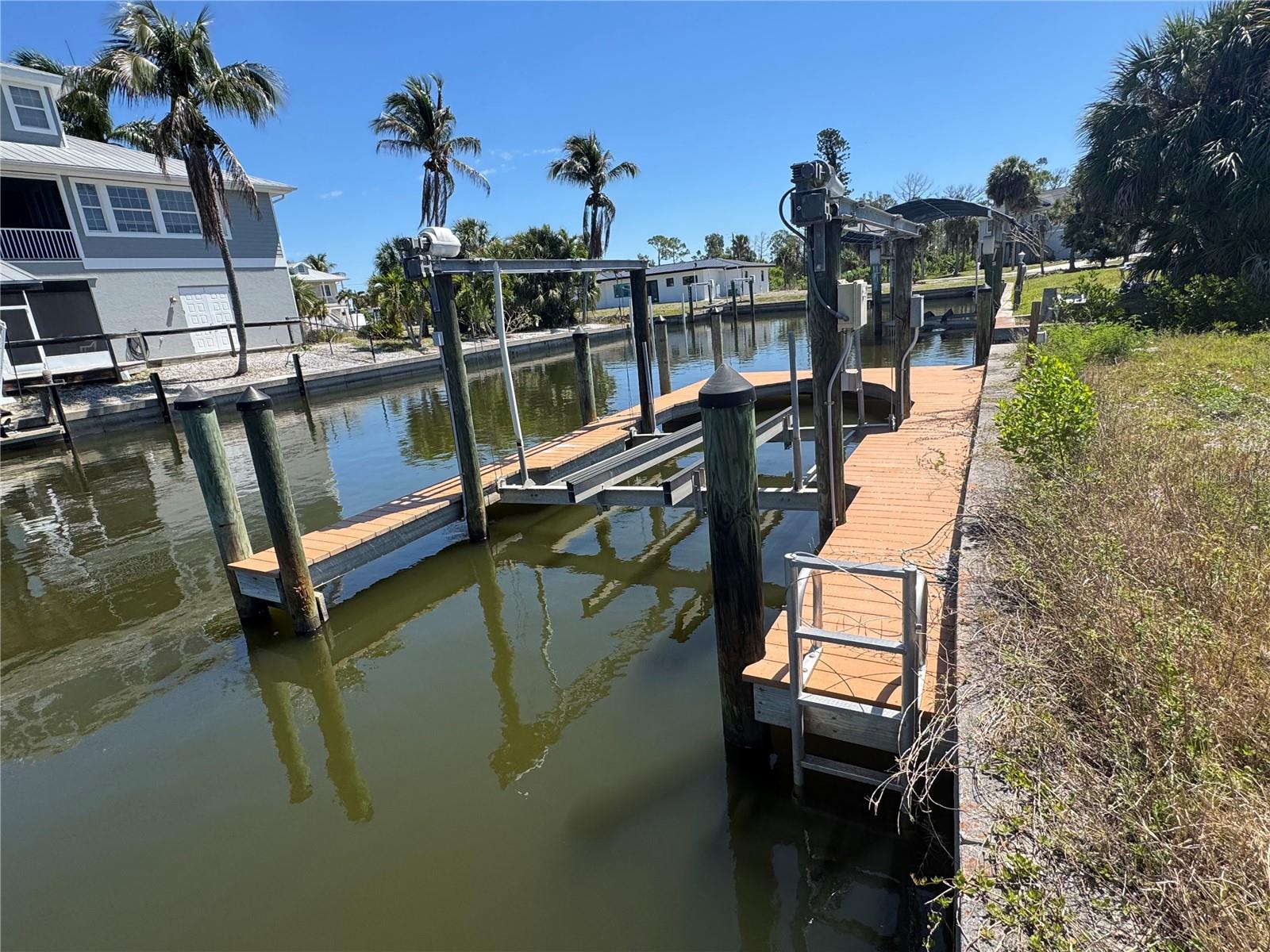 Image 6 of 7 For 24360 Blackbeard Blvd