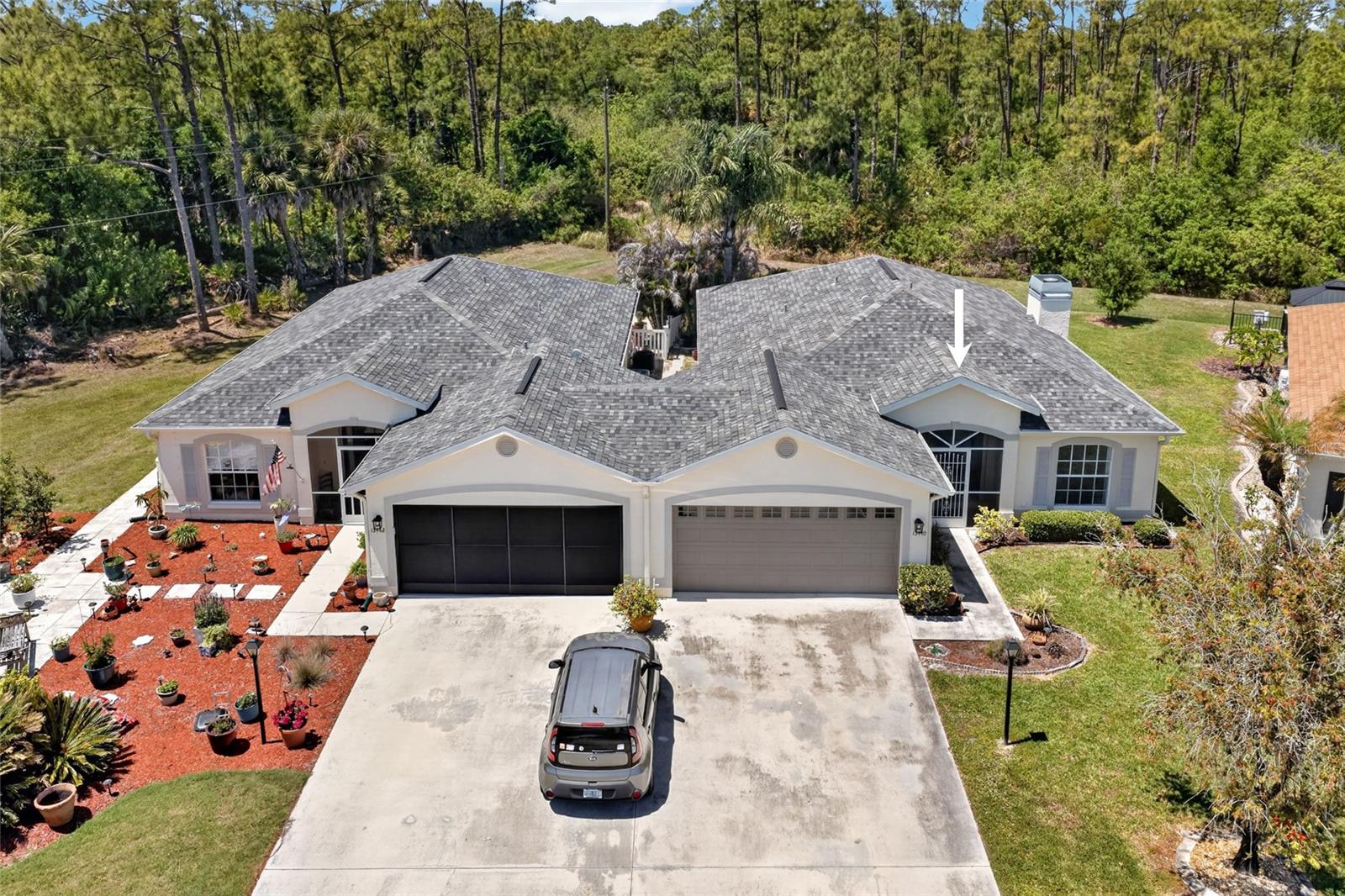 Image 29 of 35 For 13440 Pembroke Circle N