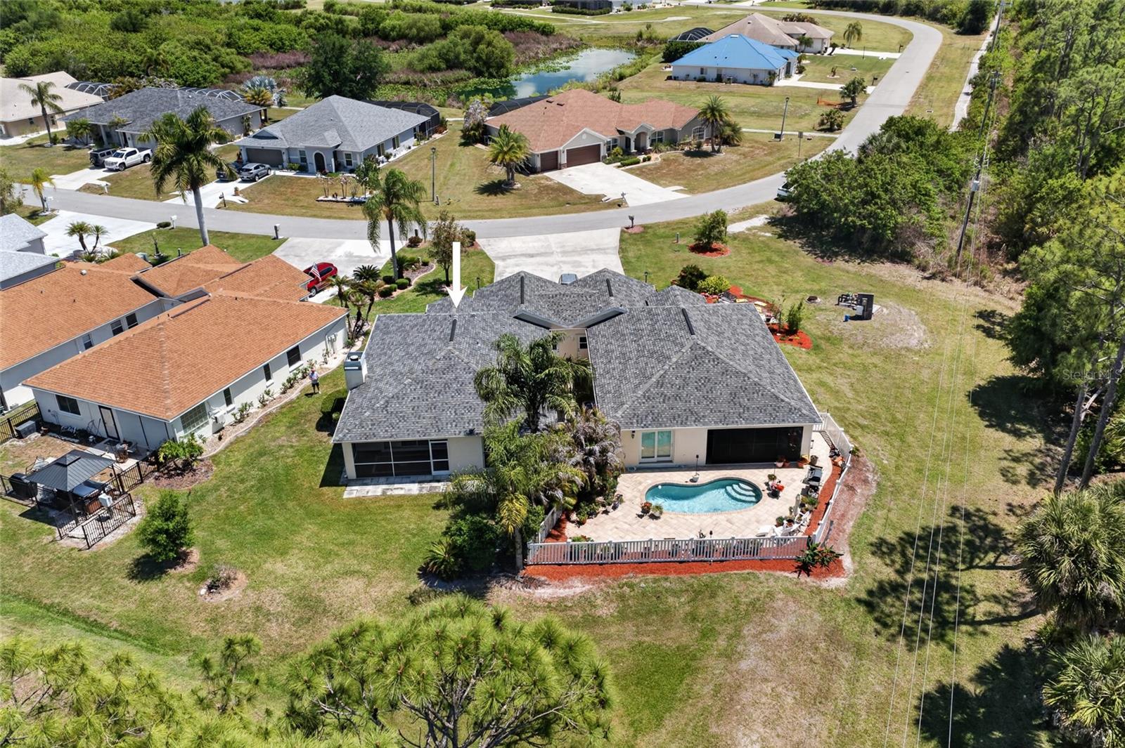 Image 32 of 35 For 13440 Pembroke Circle N