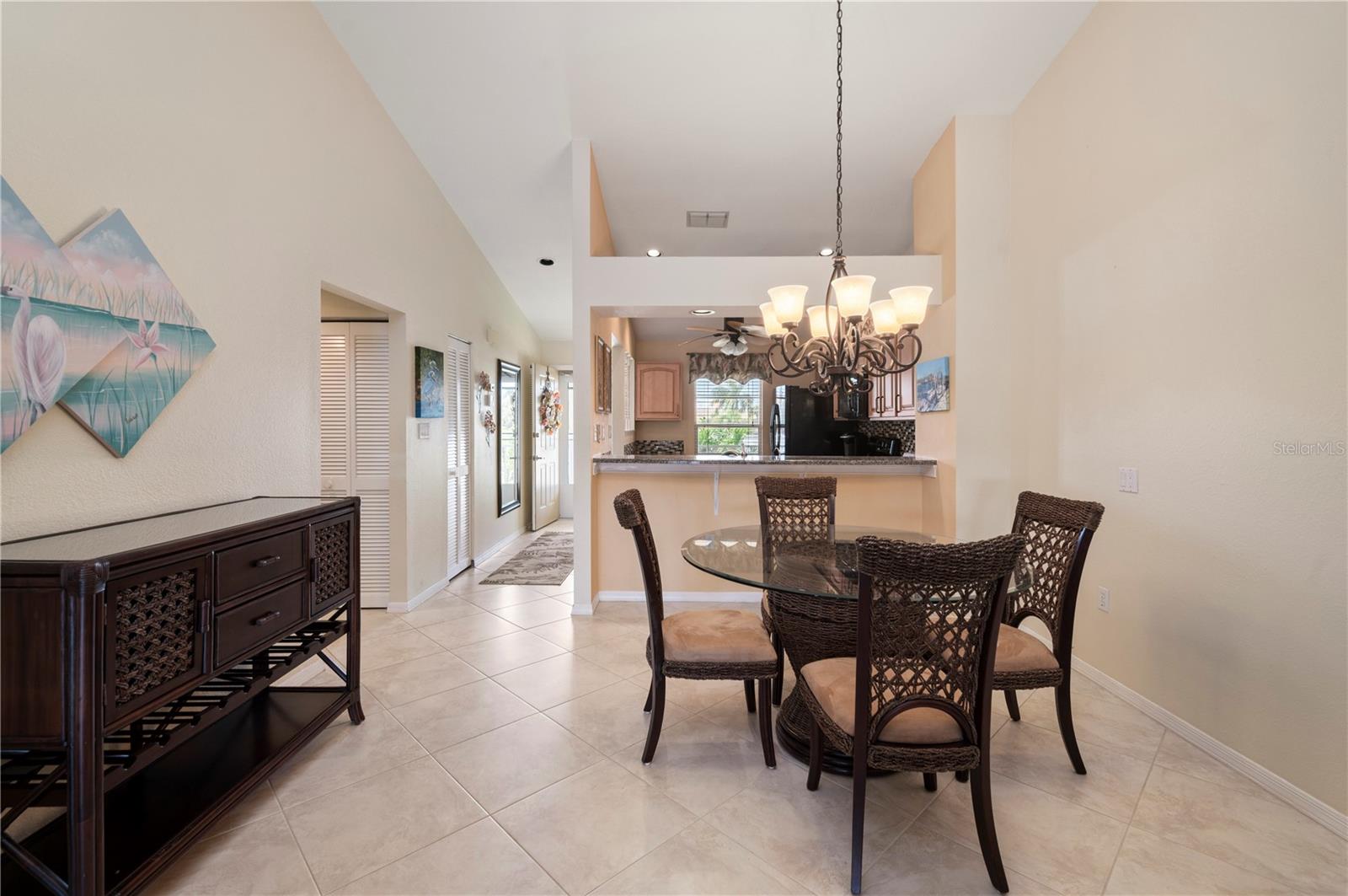 Image 12 of 54 For 220 Coldeway Drive 123