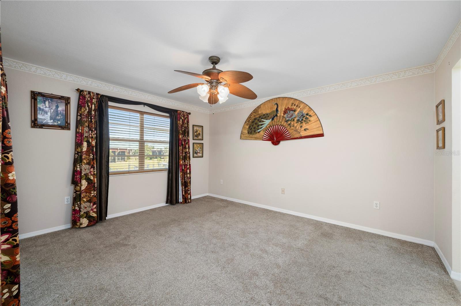 Image 21 of 54 For 220 Coldeway Drive 123