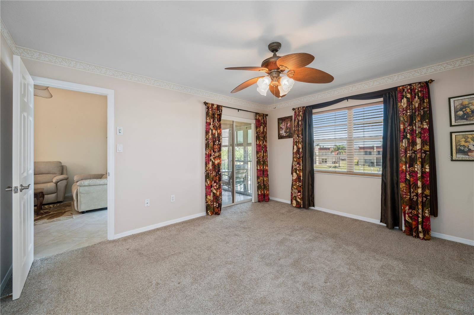 Image 22 of 54 For 220 Coldeway Drive 123