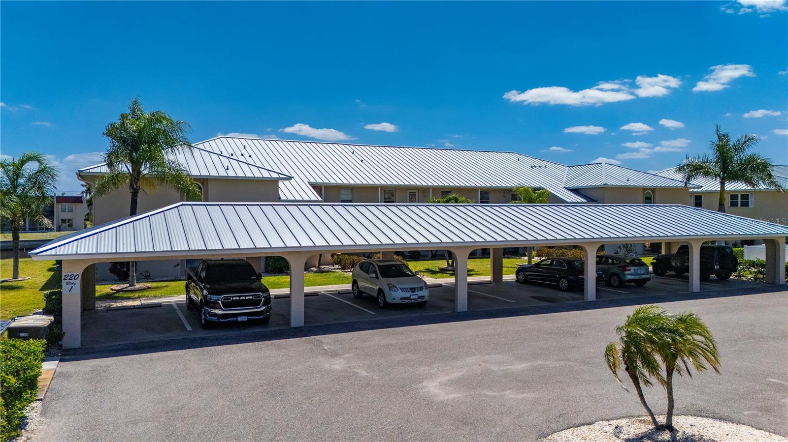 Image 36 of 54 For 220 Coldeway Drive 123