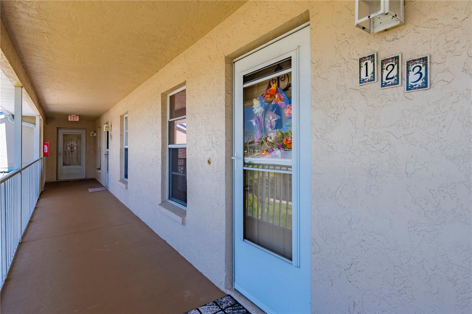 Image 5 of 54 For 220 Coldeway Drive 123