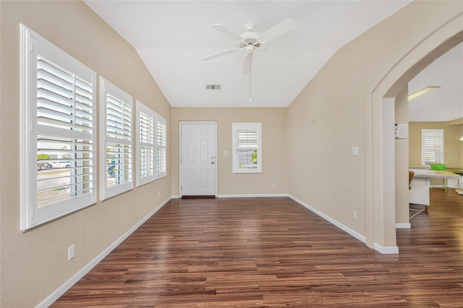 Image 5 of 50 For 7491 Danvers Circle