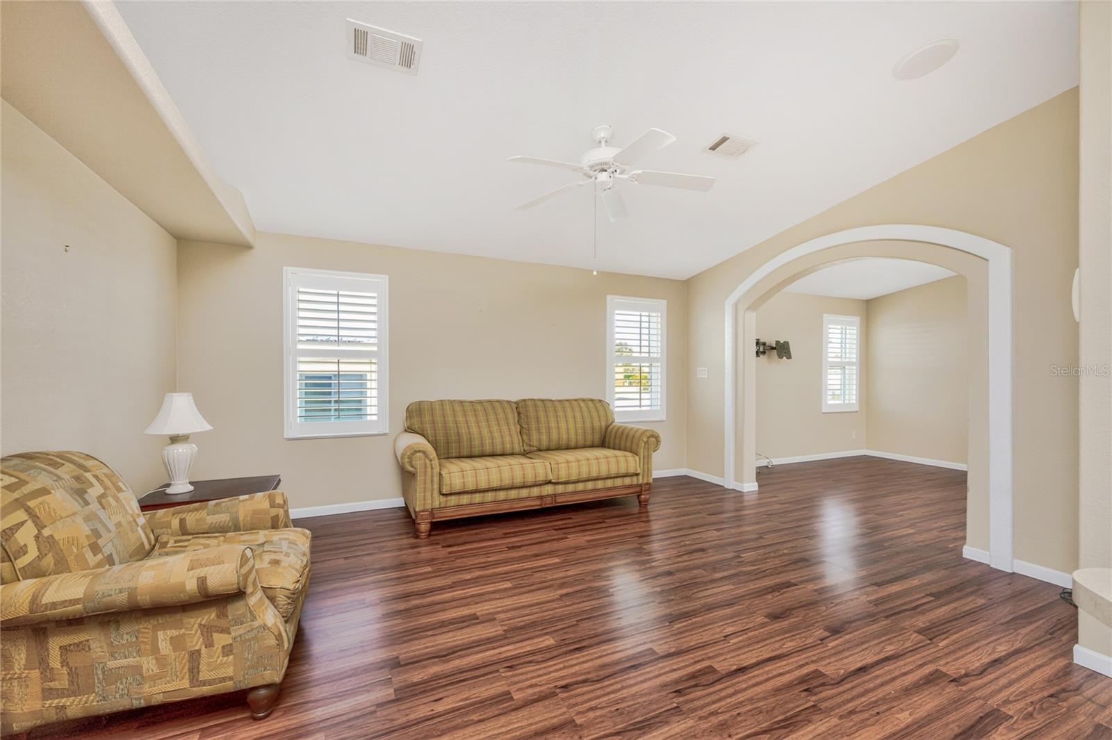 Image 7 of 50 For 7491 Danvers Circle