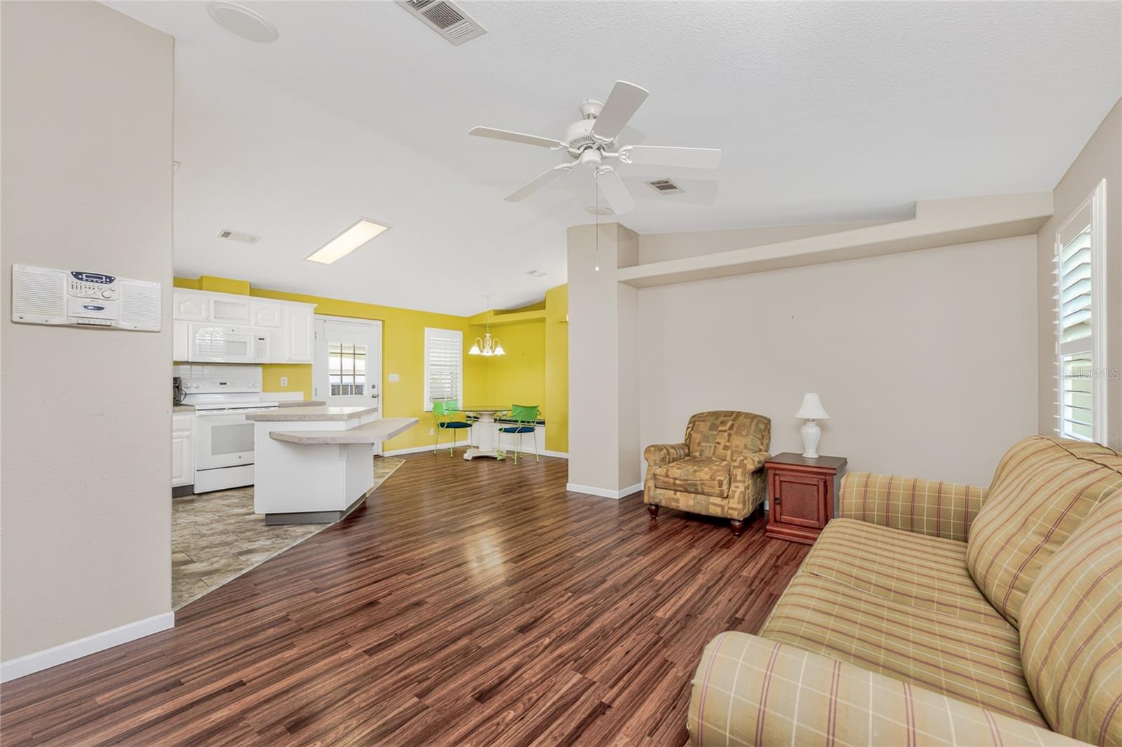 Image 9 of 50 For 7491 Danvers Circle