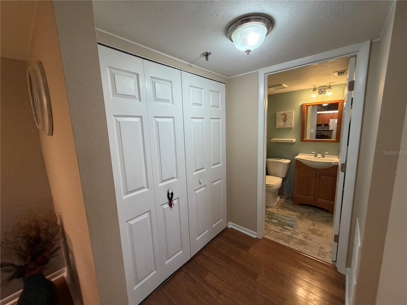 Image 10 of 23 For 21405 Olean Boulevard 519